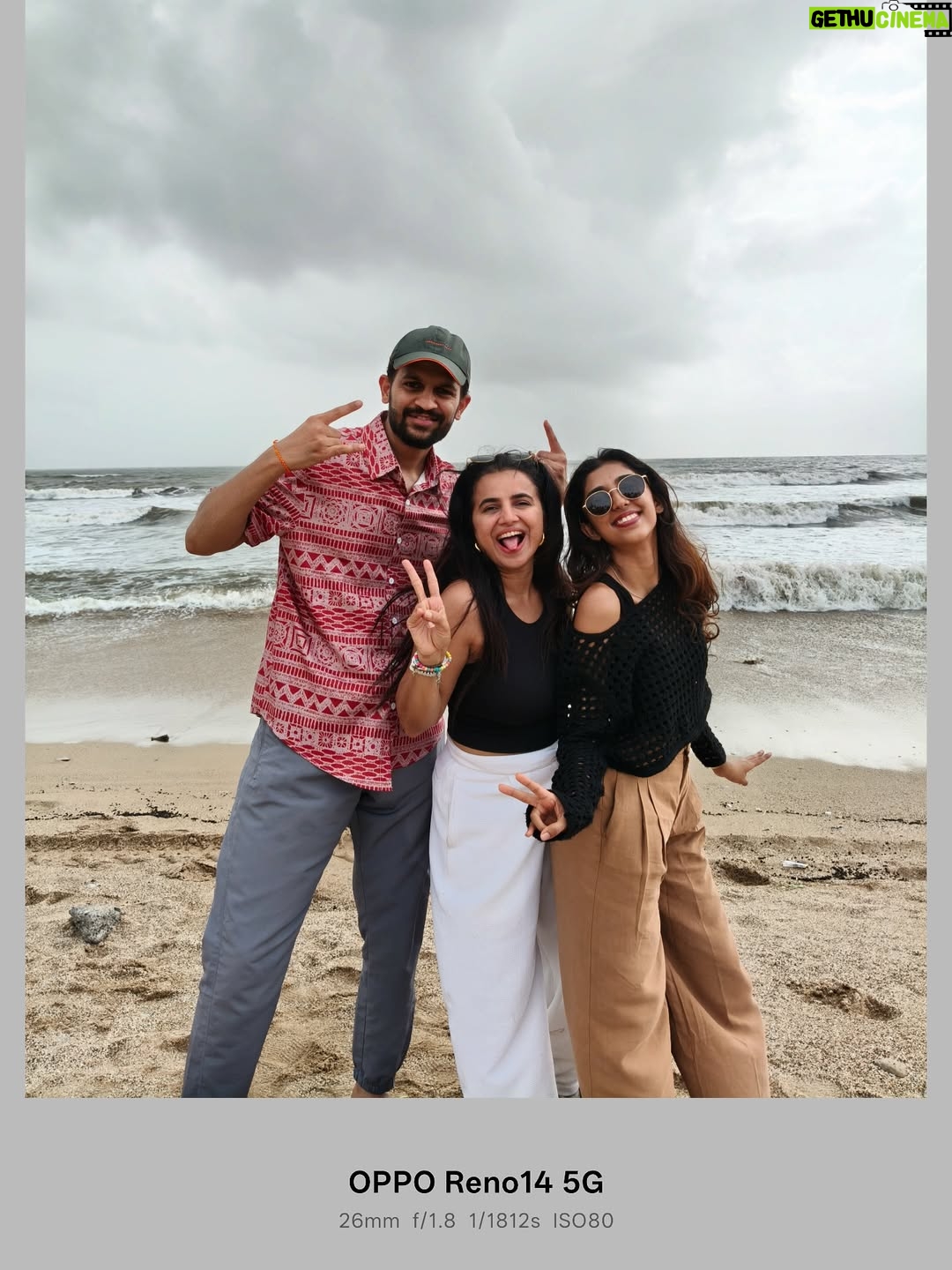 Bhavini Purohit - 10K Likes - From college hangouts to grown-up catchups — some things never change. Captured it all on the #OPPOReno14

.
#OPPOReno14Series #FriendshipDayWithReno14 #TravelWithReno #AlPortraitCamera @oppoindia #trending #trend