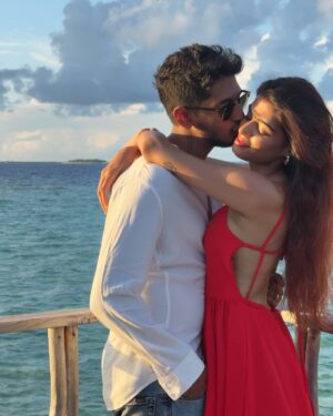 Bhavna Jain Instagram - I knew the second I met you that there was something about you I needed. Turns out it wasn’t something about you at all. It was just you. ♥️🥰

Sachin’s fit : @hm 
Bhavna’s fir : @shopdiris 

#couplegoals #travel #beachvacay #beachvacation #summervibes☀️ #summertime #beachbody #outfitinspiration #backless #coupletravel #coupleposes #aesthetic #pinterestideas #relationships #lovequotes #relationshipquote #lover