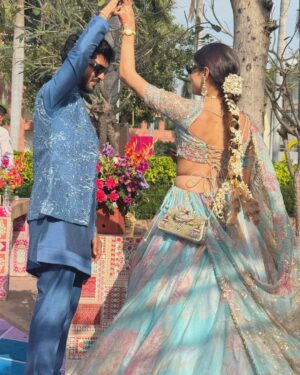 Bhavna Jain Instagram - Tum aankhon se batana hum samjh jayenge 🌺♥️

#couple #couplegoals #indiandesignerwear #indianwedding #carnivaloutfit #mehandilook #outfitinspiration #coupleoutfits #marriedlife #desi #desioutfits #shaddi #summerweddings