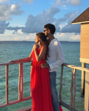 Bhavna Jain Instagram - I knew the second I met you that there was something about you I needed. Turns out it wasn’t something about you at all. It was just you. ♥️🥰

Sachin’s fit : @hm 
Bhavna’s fir : @shopdiris 

#couplegoals #travel #beachvacay #beachvacation #summervibes☀️ #summertime #beachbody #outfitinspiration #backless #coupletravel #coupleposes #aesthetic #pinterestideas #relationships #lovequotes #relationshipquote #lover