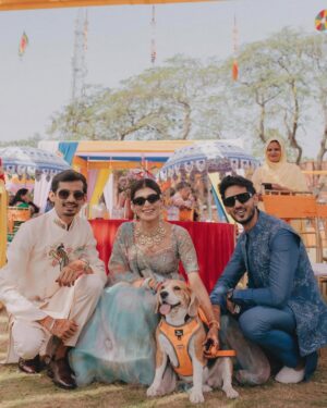 Bhavna Jain Instagram - Tum aankhon se batana hum samjh jayenge 🌺♥️

#couple #couplegoals #indiandesignerwear #indianwedding #carnivaloutfit #mehandilook #outfitinspiration #coupleoutfits #marriedlife #desi #desioutfits #shaddi #summerweddings