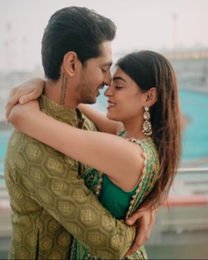 Bhavna Jain Instagram - Ab tumhara-mera ek hai kaarwan,
tum jahan mei waahan! 💕

#couplegoals #couplevideos #couplegoals❤ #mehandi #wedding #weddingideas #mehandifunction #mehandinight #brideandgroom #marriedlife #shaddiseason #shaddisquad #relationships #relationshipgoals #loveyou #lovelife #indianoutfit #indianwedding #indianwear