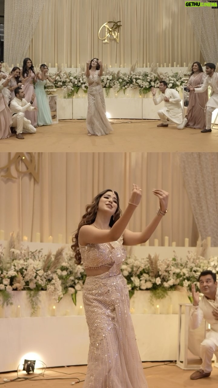 Bhavya Monga - 62.7K Likes - The introduction song❤️🧿 
When your family is equally excited to execute your bollywood dream😌😎

[wedding , wedding dance , family , family dance]
#bollywoodlovers #engagement #engagementdance #fam #familydance #famdance #roka #dance #wedding #weddingdance #weddingdancevideos #weddingdance