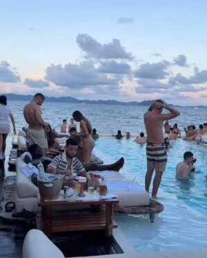 Bhavya Monga Instagram - So wanted to spend my special day at the first floating club and it was insaneeee!!
In @label_wildchild š¼
#yona #yonabeachclub #floatingclub #thailand #phuket #birthday