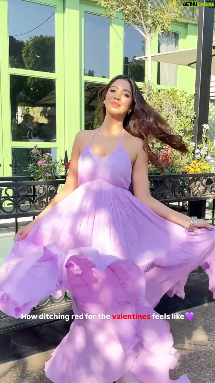 Bhavya Monga - 5.5K Likes - Not in the whims of sheep☺️
@nore21_in 

[ valentines , dress , valentineweek , Valentine’s Day]