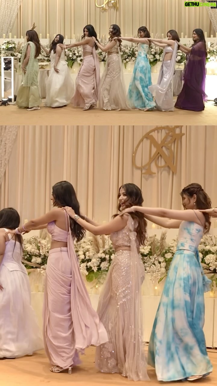 Bhavya Monga - 217.6K Likes - Everything is temporary, dancing w your mahila mandli is eternal🤌🏻🥰🧿

[ engagement , dance , girls dance, sagan , girls squad , girlfriends , dupatta ]