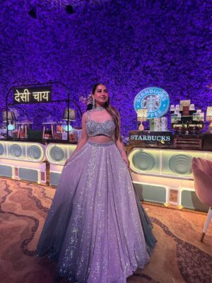 Bhumi Satija Instagram - Tum ho toh sab acha hai ❤️🧿😍
Wearing @asiancoutureindia
Jewellery @sangini_accessories