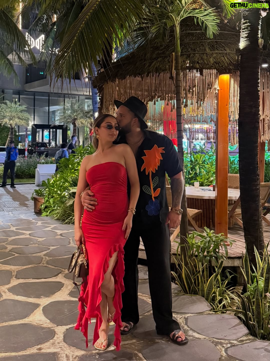 Bhumi Satija - 3.3K Likes - Whatever you’re be a good one 🤓😻😍
Pictures credit to my husband 🧿🧿🧿 @sahilsuri_ 👀