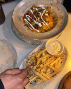 Bhumi Sharma Instagram - Food is the way to my heart.
@baclaavi Great ambiance with amazing food perfect cozy combination! ❤️🤤🍽