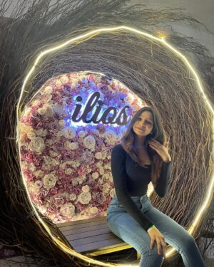 Bhumi Sharma Instagram - Living💅