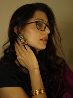 Bhumika Chawla Instagram - Gratitude 🙏 ❤️❤️

Rab da shukriya 🙏 ❤️❤️❤️
( take some time out of the busy days to thank God and the universe ) 

Living  in gratitude for everything . For this day . For sunlight . For the birds  chirping , for everything , for being safe in this country for the morning breeze …

I want to thank the FILM INDUSTRY ( and God )  for making me a part of them . To the TELUGU FILM  INDUSTRY  for the love I got, to the Hindi film  industry , Tamil film industry and all the other people I have worked with . For the people and audience who gave me love ( and to the characters I played :) …) 

What is this life without a little heartfelt ❤️ thank you . 
I feel so at home being in the south : Hyderabad and Chennai . 

Thank you God . 
Let’s find things to be grateful for each day . see the magic in gratitude 🙏 🙏🙏🙏🙏

.
.

Camera — @picks_era_sunil 
Make yo and hair - @nehaparmar_uk 

@divyang_parmar