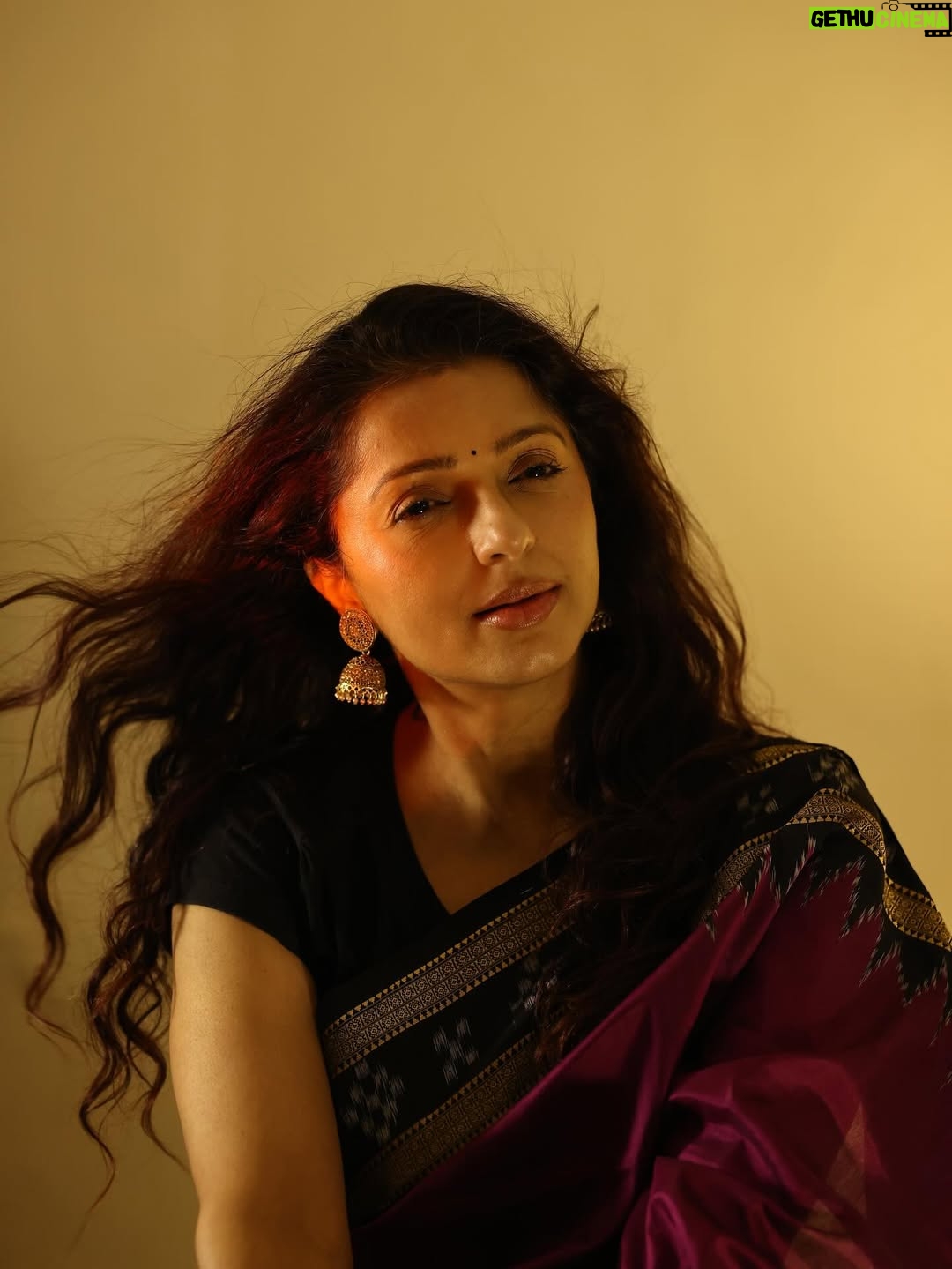Bhumika Chawla - 600K Likes - ..✨..

.
.
.
Camera — Bharat Thakur @bharat_thakur_art 
Make up and hair - @nehaparmar_uk 
Shoot assisted by -  @divyang_parmar