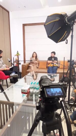 Bhumika Sharma Instagram - Sector 17 Releasing on 15th November 🎬
Had lovely time with Prince Kanwaljit Singh & Bhumika Sharma 😊🤗
#sector17 #princekanwaljitsingh #bhumikasharma #rjgarry🙏🙏 #podcast #podcastvibes #likesforlike #punjabimovie
@sapan_manchanda_ @rjgarryofficial @gippygrewal @bhumiikaa24 @prince_kanwaljit_fanpage @prince_kawaljit01