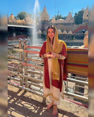 Bhumika Sharma Instagram - 🙌🏻🕉️हर हर महादेव महाकाल शिव शंभो🙌🏻🕉️
#mahakaal #universe #2025
#bhumuoye