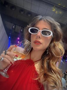 Actress Bia Arantes HD Photos and Wallpapers October 2025