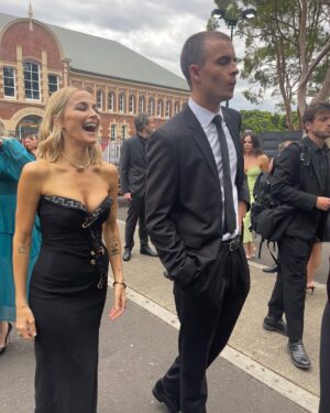Bojana Novaković Instagram - An amazing night celebrating our Love Me family. Love to the amazing @williamlodderr @mitziruhlmann and @celia_pacquola (who was hilarious last night!) Thank you @foxtel and @binge and the biggest thank you to @hamishlewis and @warnerbrostvau for being our amazing producers along with @polly_staniford and @angiefielder . The writing team led by @alisonmargiebell with @leonardodicaprio @adele and @tamaradragicevic is amazing. (not all of these folks were our actual writers but I can’t find Leon, Adele and Tamara’s handles so this’ll have to do.) And our most fabulous director @emmafreemanmakesfilms!!! Our season two team will be revealed soon! Can’t wait to share all of what’s to come! 

👗 @versace 
HMU - @shaunacrowley_ 
💎- @cartier 
Styling - @mikeyayoubi 
👠- @jimmychoo 
Tailoring - @williamlazootin