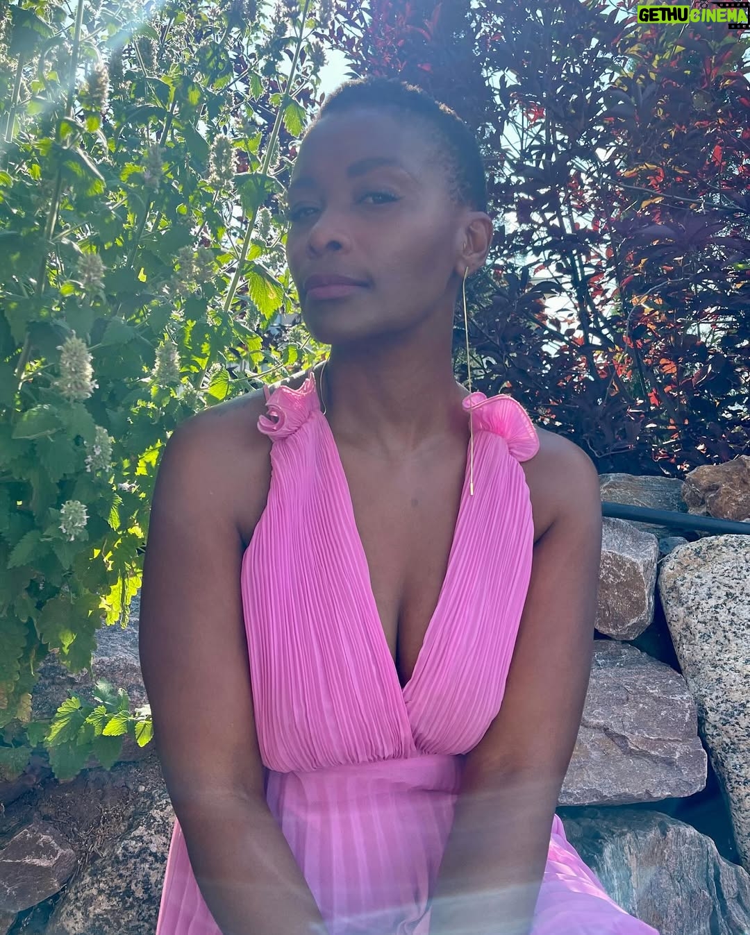 Bonnie Mbuli - 2.1K Likes - 🩷🎀🌸
