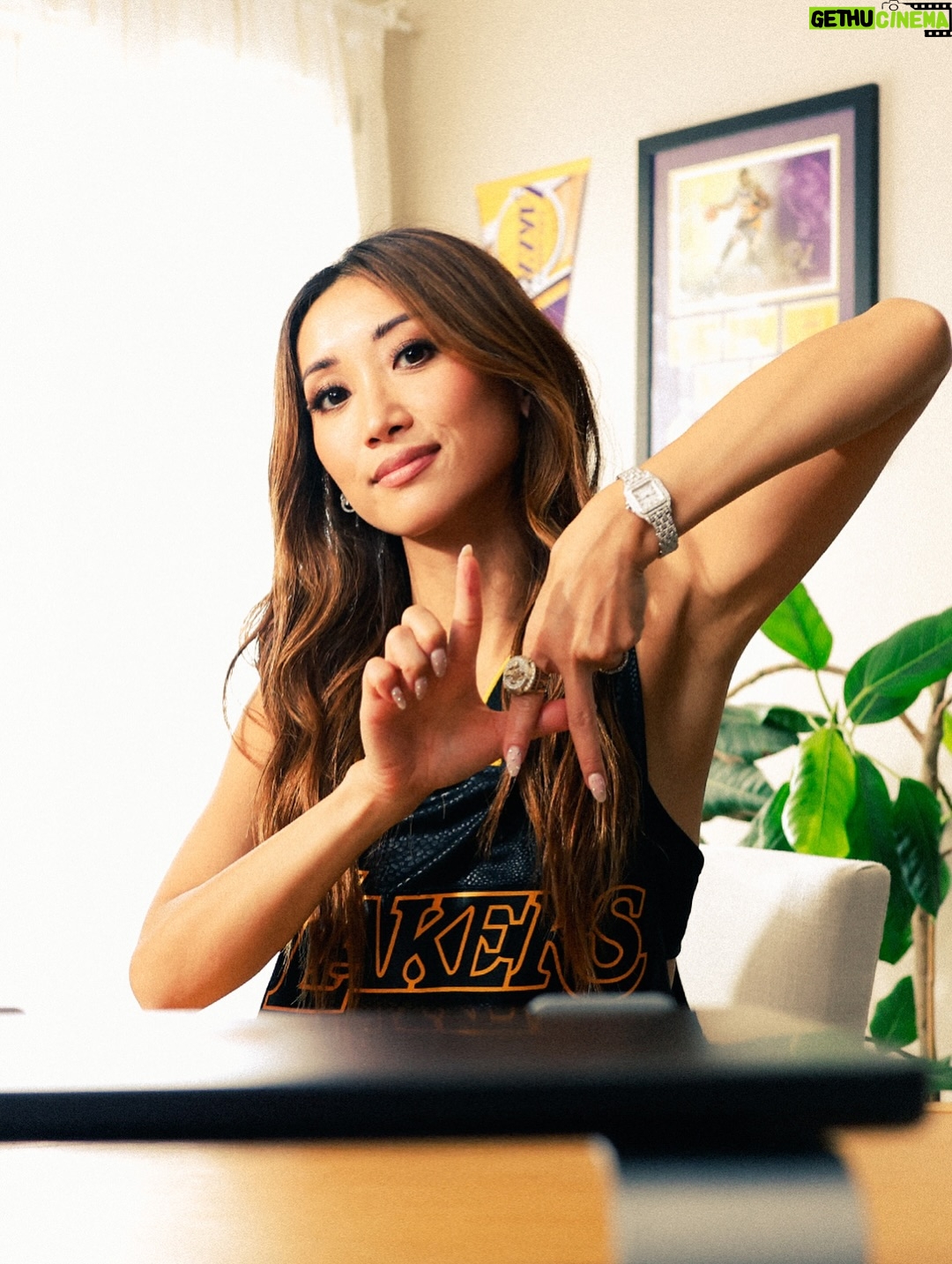 Brenda Song - 190.8K Likes - Lake show for life. 💜💛