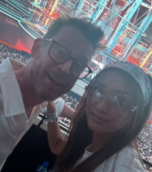 Brenda Song Instagram - Best night of my life. I 🤍 @backstreetboys .

Thank you @culkamania for going above and beyond to make this night so special for me. I don’t think he realized how real my fandom was. Easy to say- he does now. Haha.