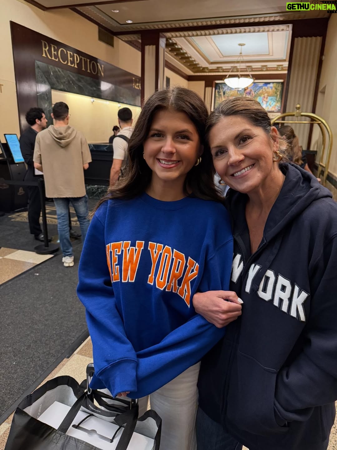 Brittany Wagner - 1K Likes - We ❤️ NYC … and Hamilton!