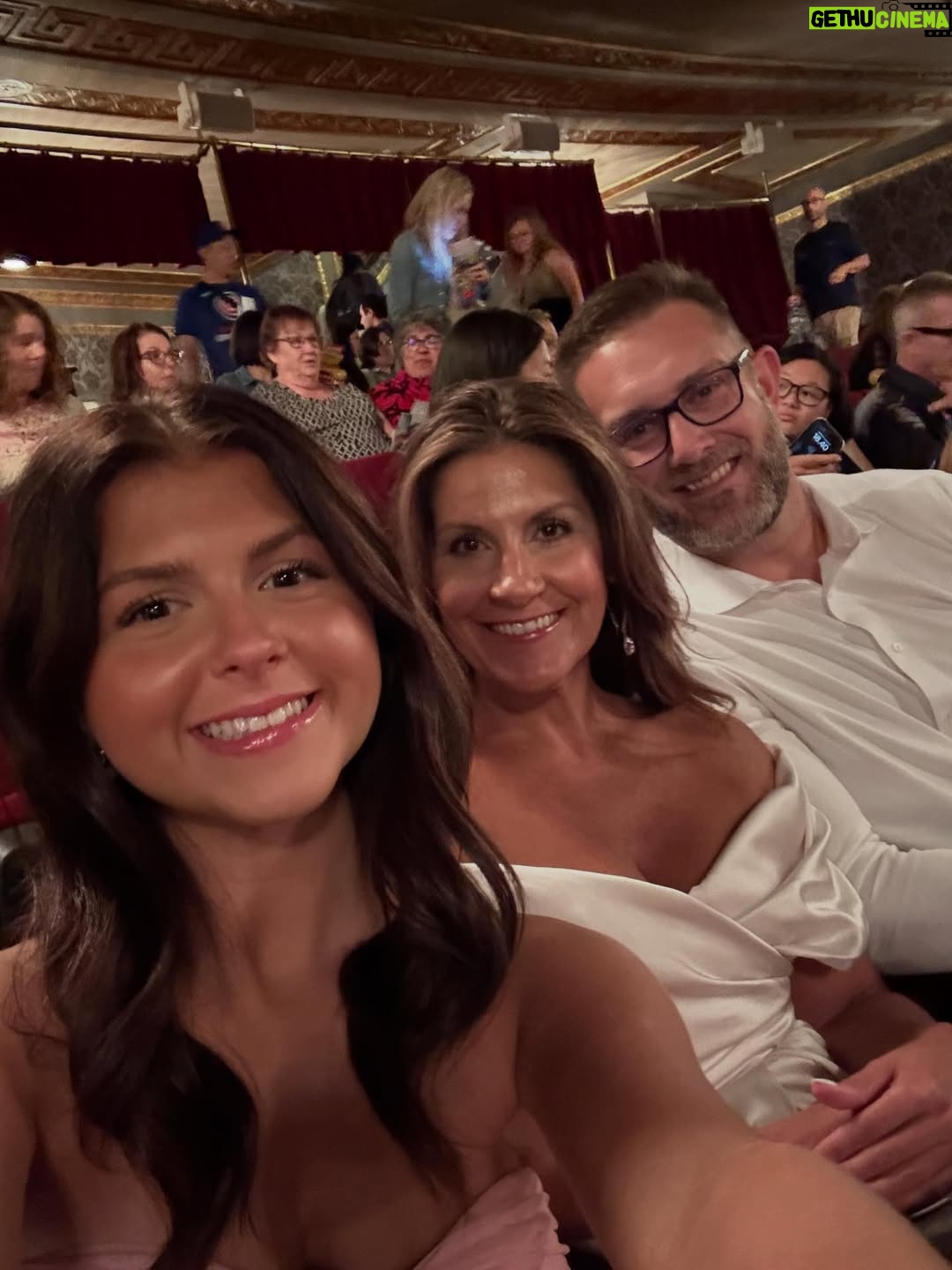 Brittany Wagner - 1K Likes - We ❤️ NYC … and Hamilton!
