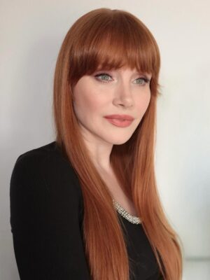 Bryce Dallas Howard Instagram - @nikki_makeup, you can do no wrong ✨⁣
⁣
Makeup & Photo by @nikki_makeup⁣
⁣
[ID: In the makeup trailer for a behind-the-scenes interview, BDH poses for portraits wearing a black shirt with silver beading around the collar. Her makeup is dewy and clean and her hair is down and incredibly long — it’s day 123 of not cutting it (aside from her bangs) and she’s loving it.]