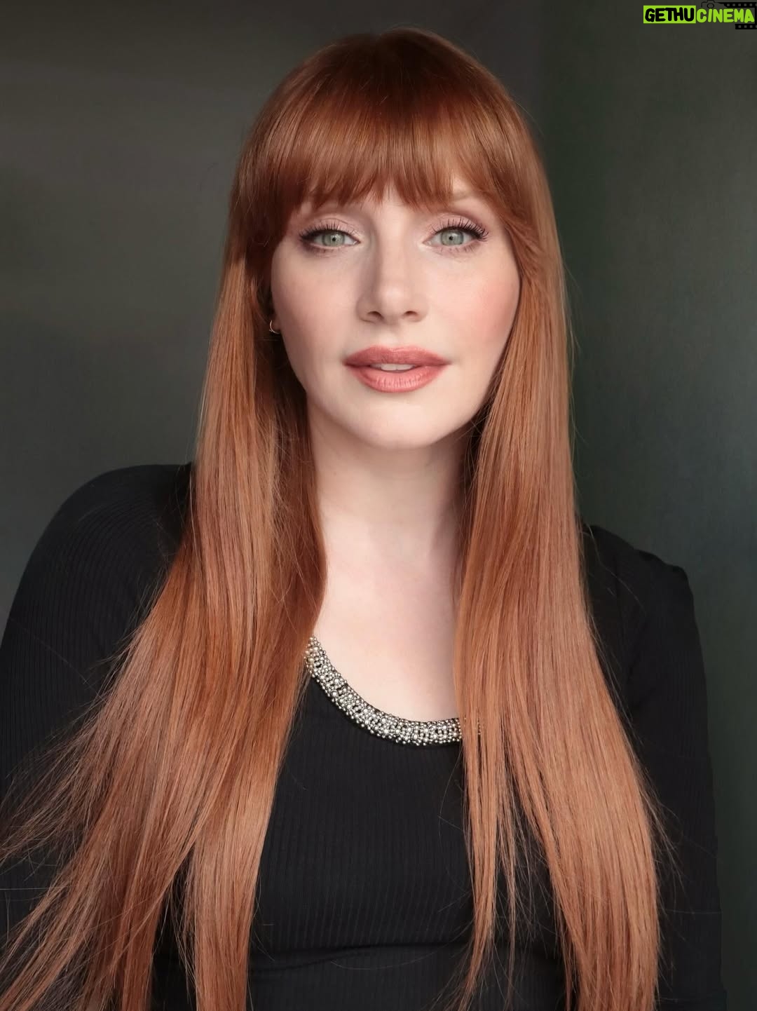 Bryce Dallas Howard - 344.8K Likes - @nikki_makeup, you can do no wrong ✨⁣
⁣
Makeup & Photo by @nikki_makeup⁣
⁣
[ID: In the makeup trailer for a behind-the-scenes interview, BDH poses for portraits wearing a black shirt with silver beading around the collar. Her makeup is dewy and clean and her hair is down and incredibly long — it’s day 123 of not cutting it (aside from her bangs) and she’s loving it.]