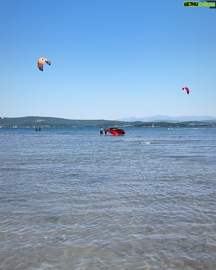 Burcu Kiratli - 408.4K Likes - Kite Surf 🏄🏻‍♀️🏄🏻‍♀️ 🌊 first day diary 😎🧋
#1