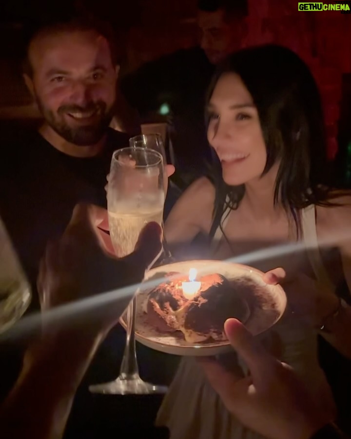 Burcu Kiratli - 600.6K Likes - New Season Starts 😜 🎂 Yeppaaa 🥳🍸