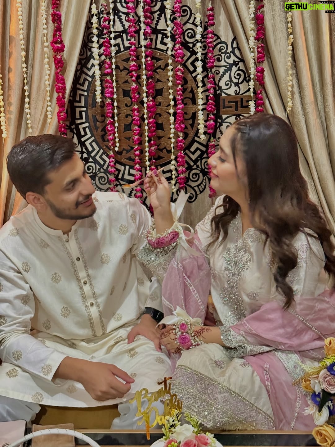 Bushra Gulfam - 13.7K Likes - Baat paki 💌❤️✨ 
 

Baatpaki bushra haider wedding outfits
