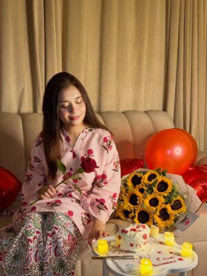 Bushra Gulfam Instagram - A forever journey ♾️ 💌✨

🎂 @pieheavendelights