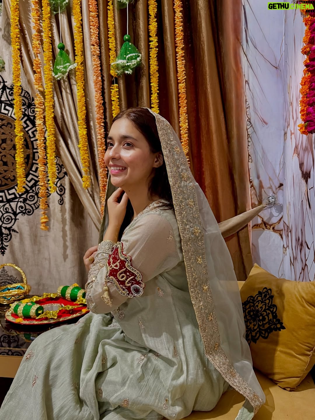 Bushra Gulfam - 18.6K Likes - Bismillah ✨❤️ 

Dua e khair ✨