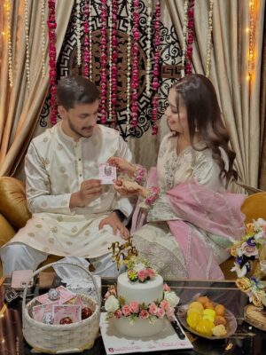 Bushra Gulfam Instagram - Baat paki 💌❤️✨
Baatpaki bushra haider wedding outfits