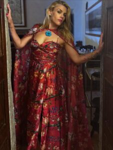 Actress Busy Philipps HD Photos and Wallpapers October 2025
