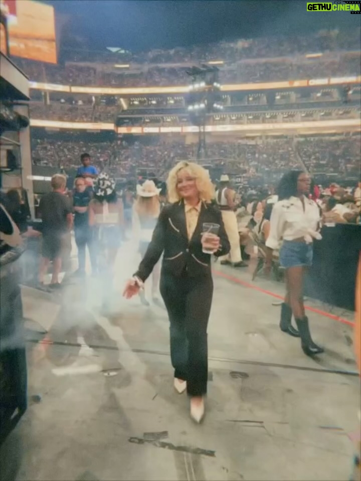 Cam - 13.8K Likes - I have no chill. Flew to Vegas to celebrate our reigning Album of the Year Cowboy Carter, and just am eternally blown away by @beyonce 🥹 there aren’t enough words to compliment her artistry, showmanship, the story arc, and VOCALS. Forever proud to have been a part of this album 🤍