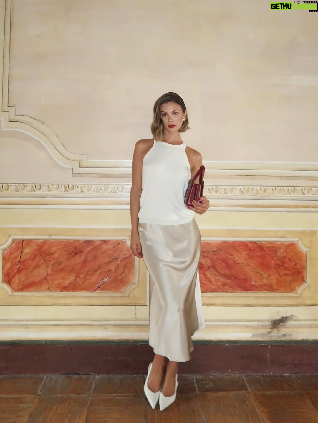 Carmel Rose - 15.1K Likes - The day before the show at the beautiful @castellodilimatola 🇮🇹 @koralcommunication | wearing @maxmara of course x
