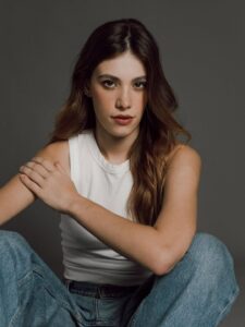 Actress Caroline Dallarosa HD Photos and Wallpapers September 2025