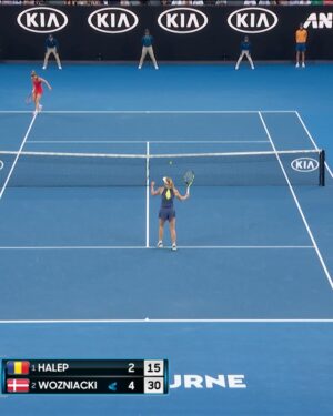 Caroline Wozniacki Instagram - The last time we had a world No.1 v No.2 Grand Slam women’s singles final 🤩

@carowozniacki v @simonahalep AO 2018