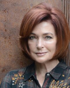 Actress Carolyn Hennesy HD Photos and Wallpapers November 2025