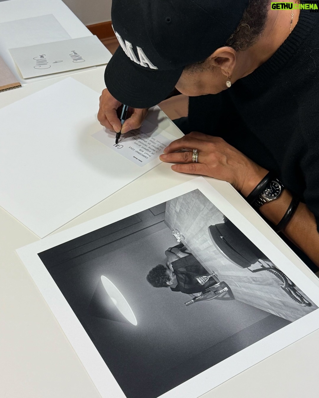 Carrie Mae Weems - 5.5K Likes - Announcing our debut collaboration with @carriemaeweems – a trio of signed limited edition prints based on her seminal Kitchen Table Series.

Shot in 1990, the pioneering body of work captures the scope of human reality from one simple domestic space. It marked a pivotal moment in Carrie’s practice — her assertion of voice and vision going on to reshape the cultural canon.

“I worked on it constantly, every single day for months and months and months. I knew that I was making images unlike anything I had seen before, but I didn’t know what that would mean. I knew what it meant for me, but I didn’t know what it would mean historically, within the terms of a graphic history.”

Each of the three hand-selected works will be available for just 48 hours, starting on 23 July.

Link in bio to set a reminder.

#carriemaeweems