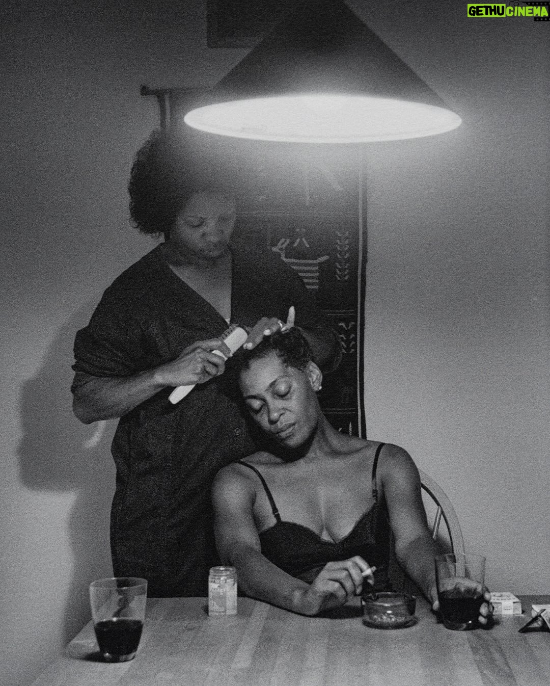 Carrie Mae Weems - 3.7K Likes - Three photographs from my Kitchen Table Series are now available to collect as signed limited edition prints. 
 
Launching in collaboration with @avant.arte, the editions are available for the next 48 hours. Link in bio to collect. 

Framed prints photographed in the family homes of @ablackhistoryofart and Charlotte Jansen.