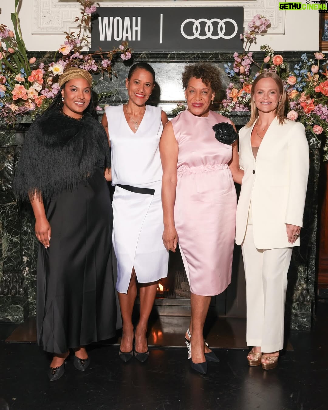 Carrie Mae Weems - 3.2K Likes - A wonderful experience at the Artist’s Table in collaboration with @cheftarathomas 

The food, the designs, the ambience, & all of the incredible people who joined us in celebration !

🥂