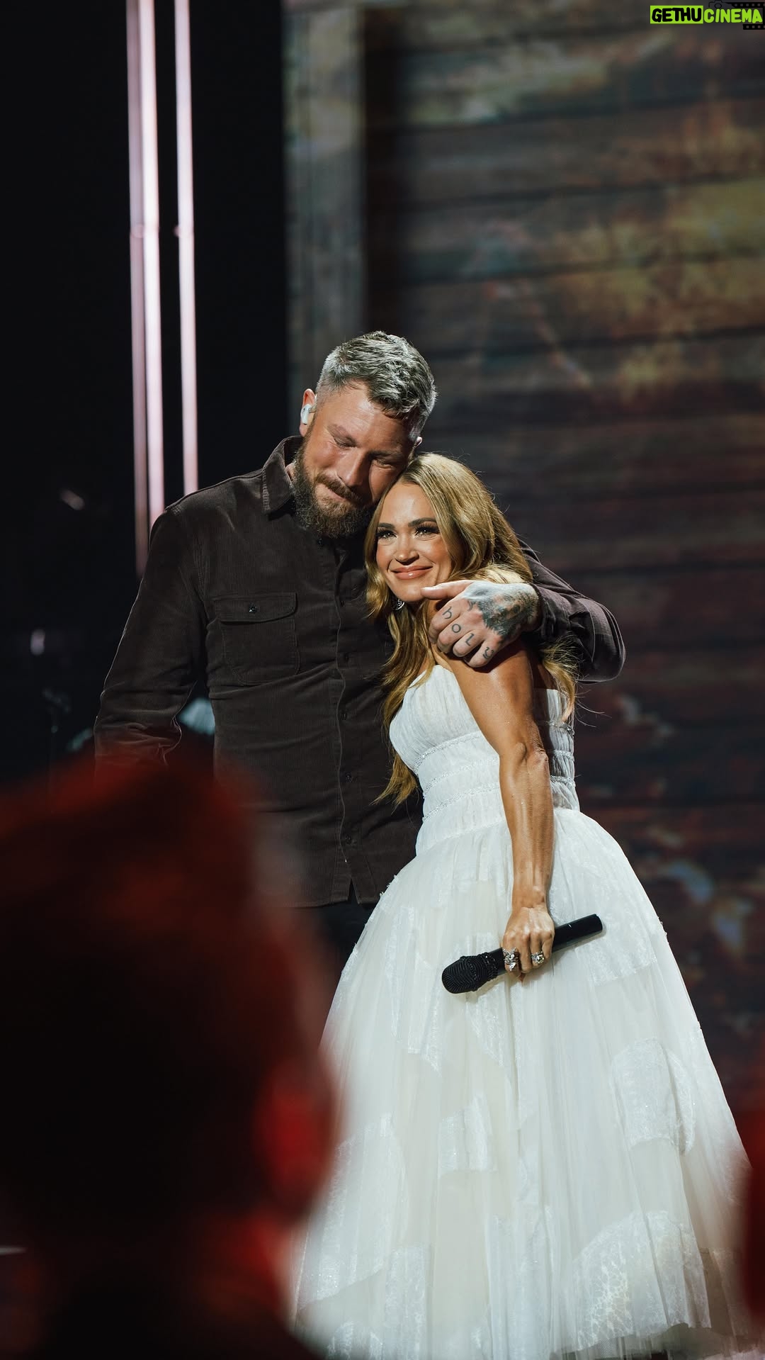 Carrie Underwood - 72.5K Likes - A surprise no one saw coming! @carrieunderwood joined @bendfuller on stage for a stunning performance of “If It Was Up to Me” at this year’s @gmadoveawards! 

Catch the Encore Broadcast this Friday, October 17 at 7:30 pm & 10:30 pm ET on TBN and the TBN  app!