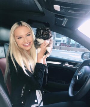 Cassidy Wolf Instagram - My new little baby. I’m so in love. Oh. My. God. Picking her up from her nanny last night at the airport😭😍