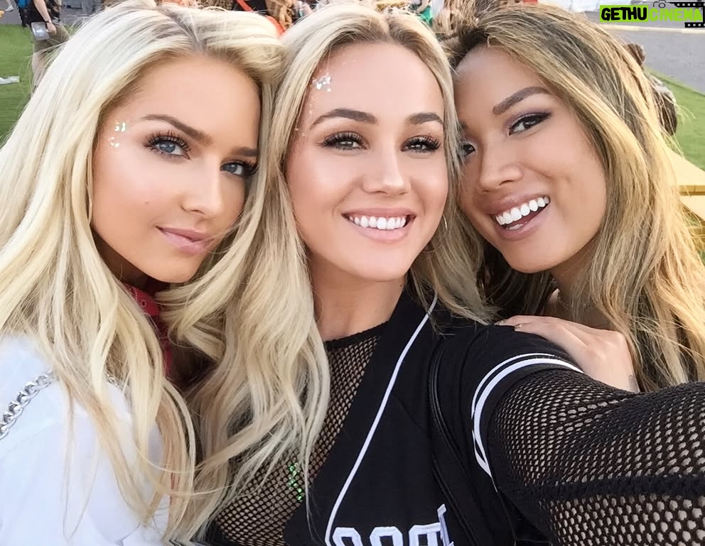 Cassidy Wolf - 2.8K Likes - forever & ever