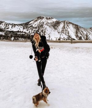 Cassidy Wolf Instagram - You can bet your bottom dollar we had the most dysfunctional photo shoot 🐶