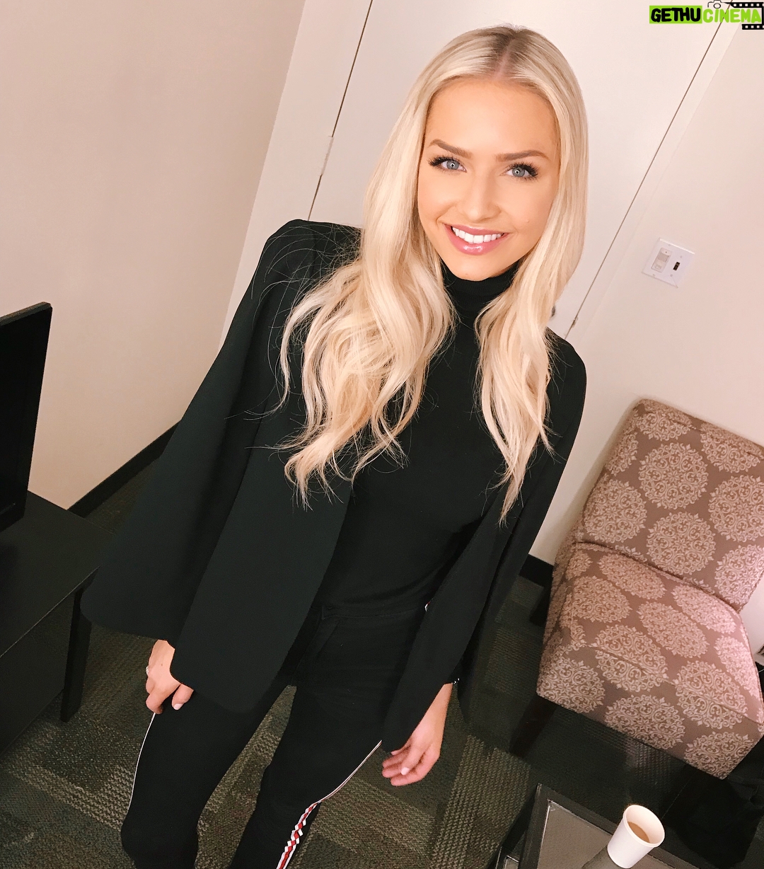 Cassidy Wolf - 2.8K Likes - I 🖤 NYC || @dr_oz