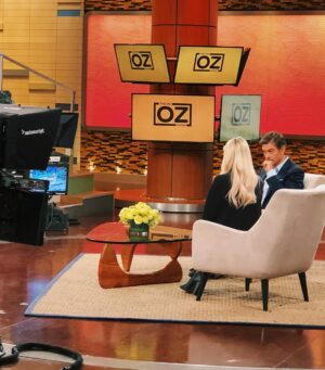 Cassidy Wolf Instagram - I 🖤 NYC || @dr_oz