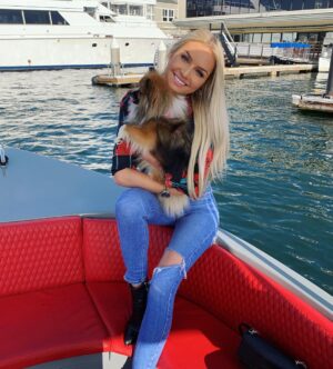 Cassidy Wolf Instagram - lil love