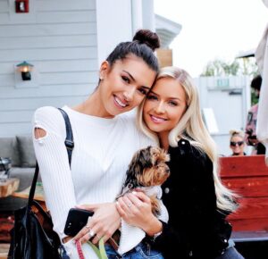 Cassidy Wolf Instagram - fwends & puppies 🖤 📷 by @magicbarkan